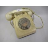 Mid 20th Century cream Bakelite telephone