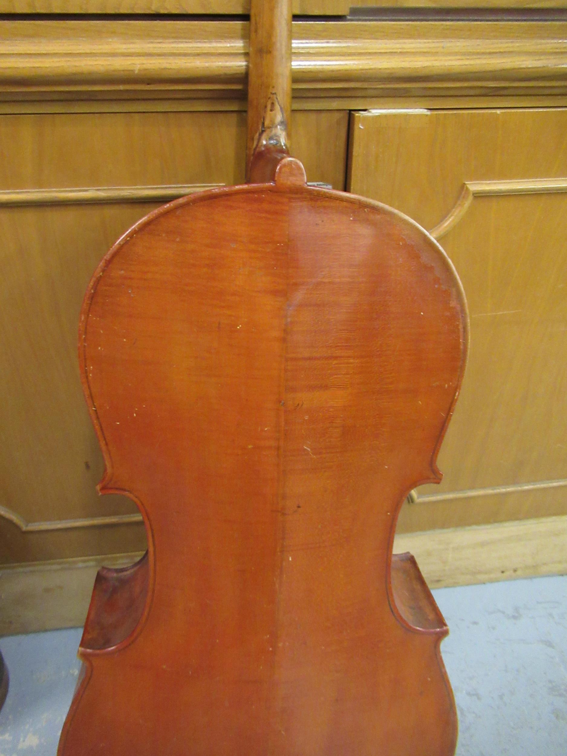Late 19th / early 20th Century cello with 29.5in two section back, with bow, in a soft case - Image 27 of 32