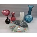 Modern Art glass charger and five other items of miscellaneous Art glass including a Peter Layton