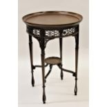 Early 20th Century good quality mahogany circular occasional table with dish top and intricate