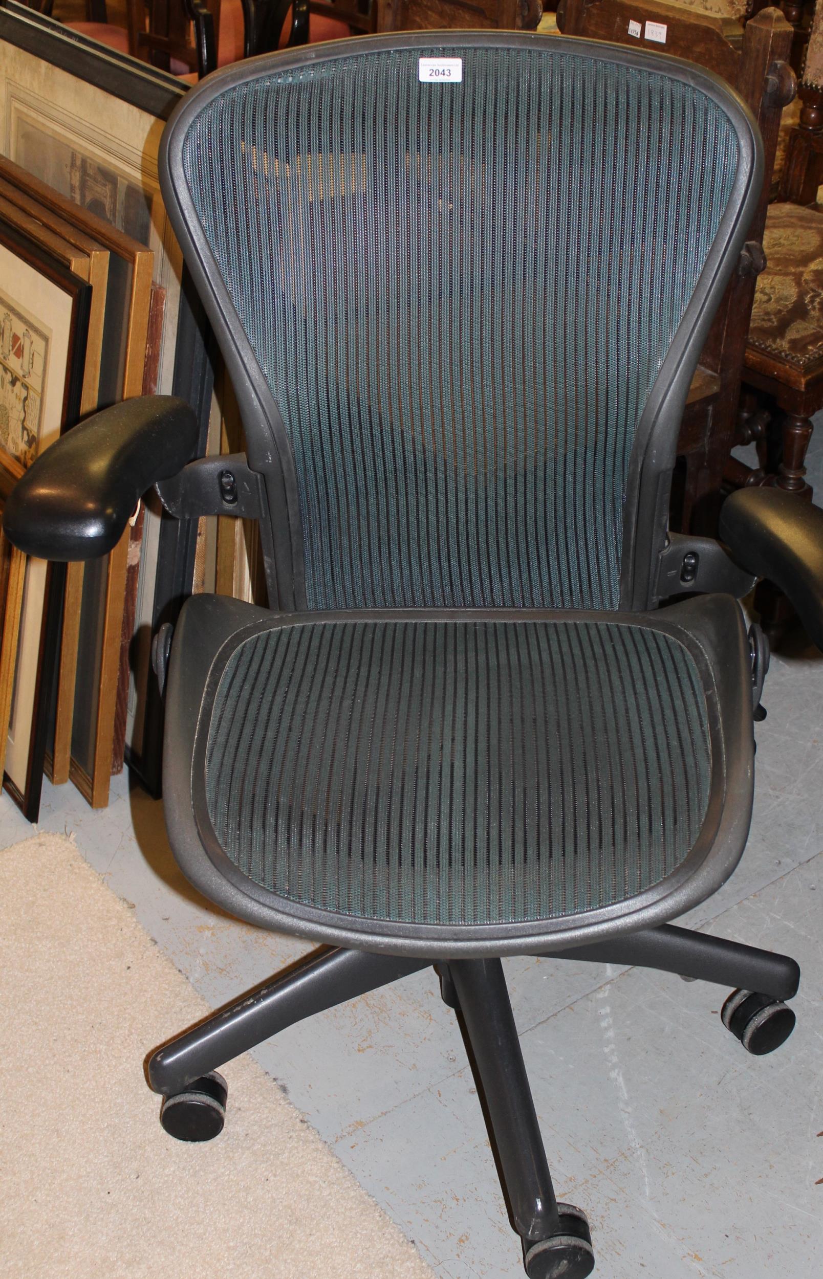 Herman Miller Aeron, adjustable office chair