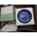 Set of eight boxed Royal Copenhagen Mothers Day plates