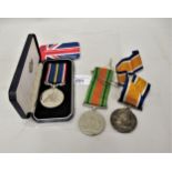 1914 / 1918 Medal awarded to 3037 WKR. G. Tills. Q.M.A.A.C. ,World War II defence medal and a