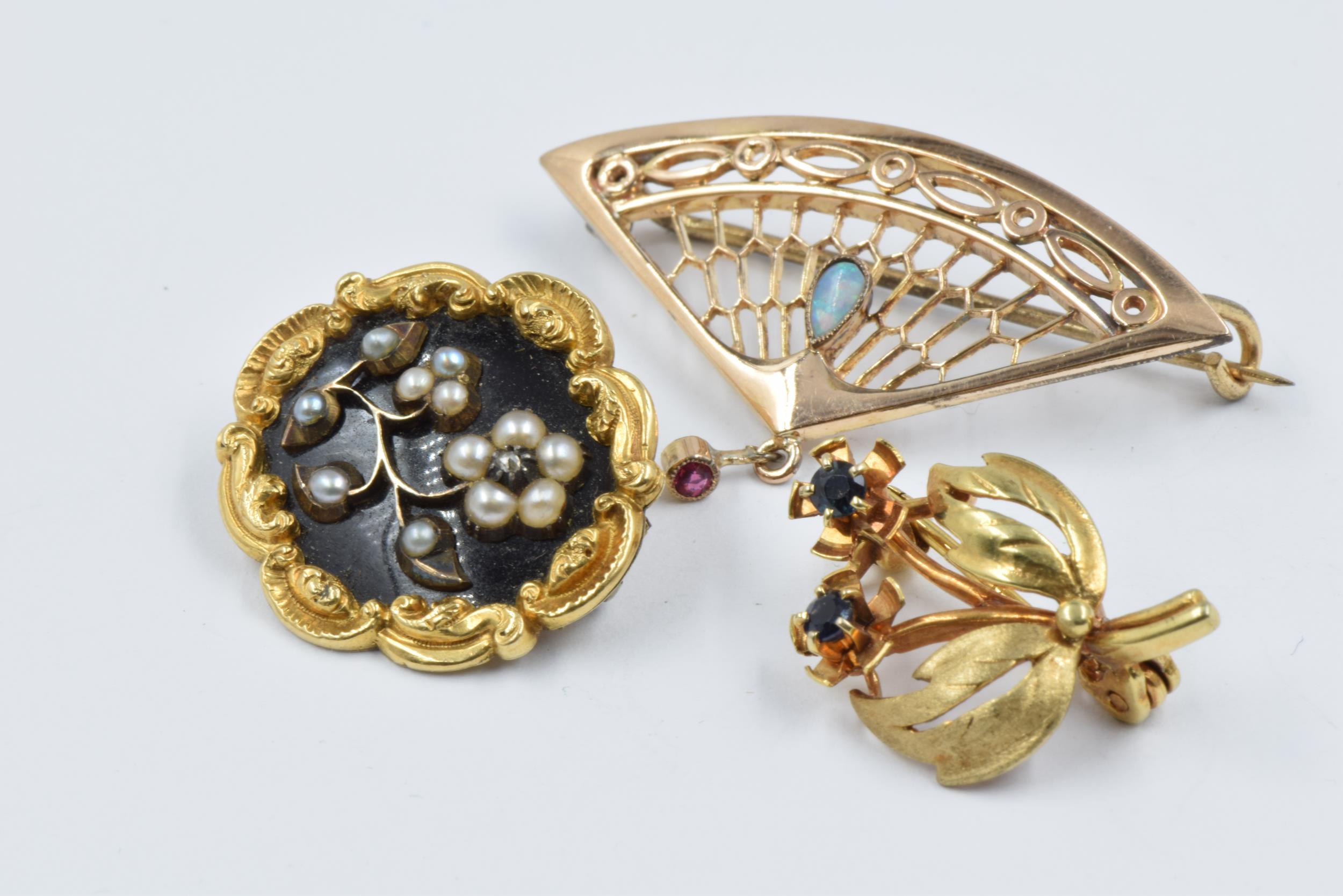 Small 9ct Gold sapphire set floral spray brooch together with a 19th Century oval black enamel