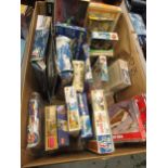 Box containing twenty one model aviation kits by Airfix and Revell etc.