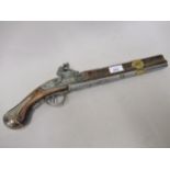 Reproduction flintlock double barrel pistol