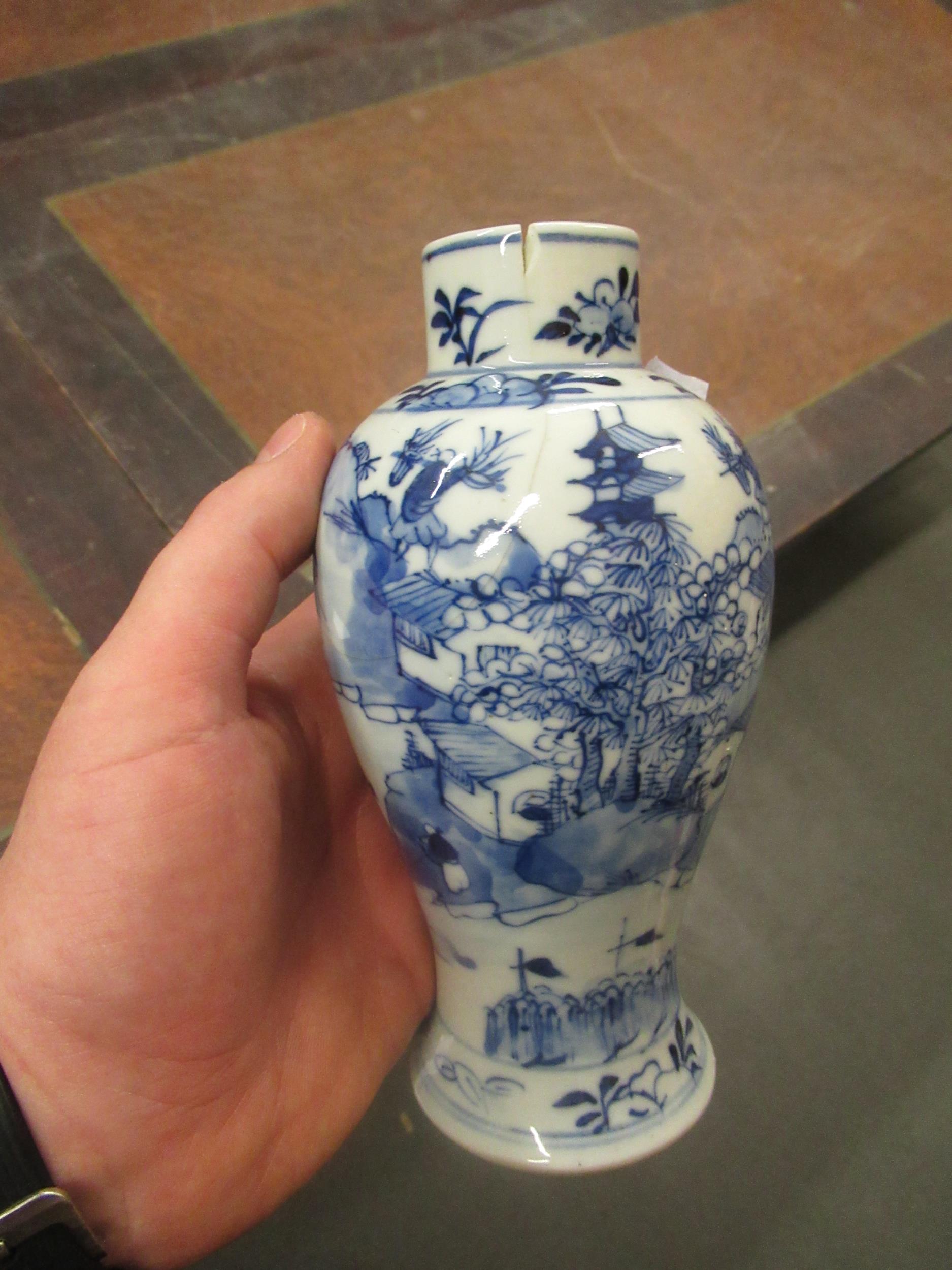 Japanese Imari octagonal baluster form vase, 7.75ins high (at fault), together with two small - Image 2 of 15