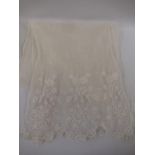 Ladies early 20th Century lacework scarf (at fault)