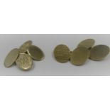 Two pairs of 9ct gold cufflinks, 15.5g