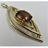 18ct Yellow gold pendant set with a single citrine Weight - 8g