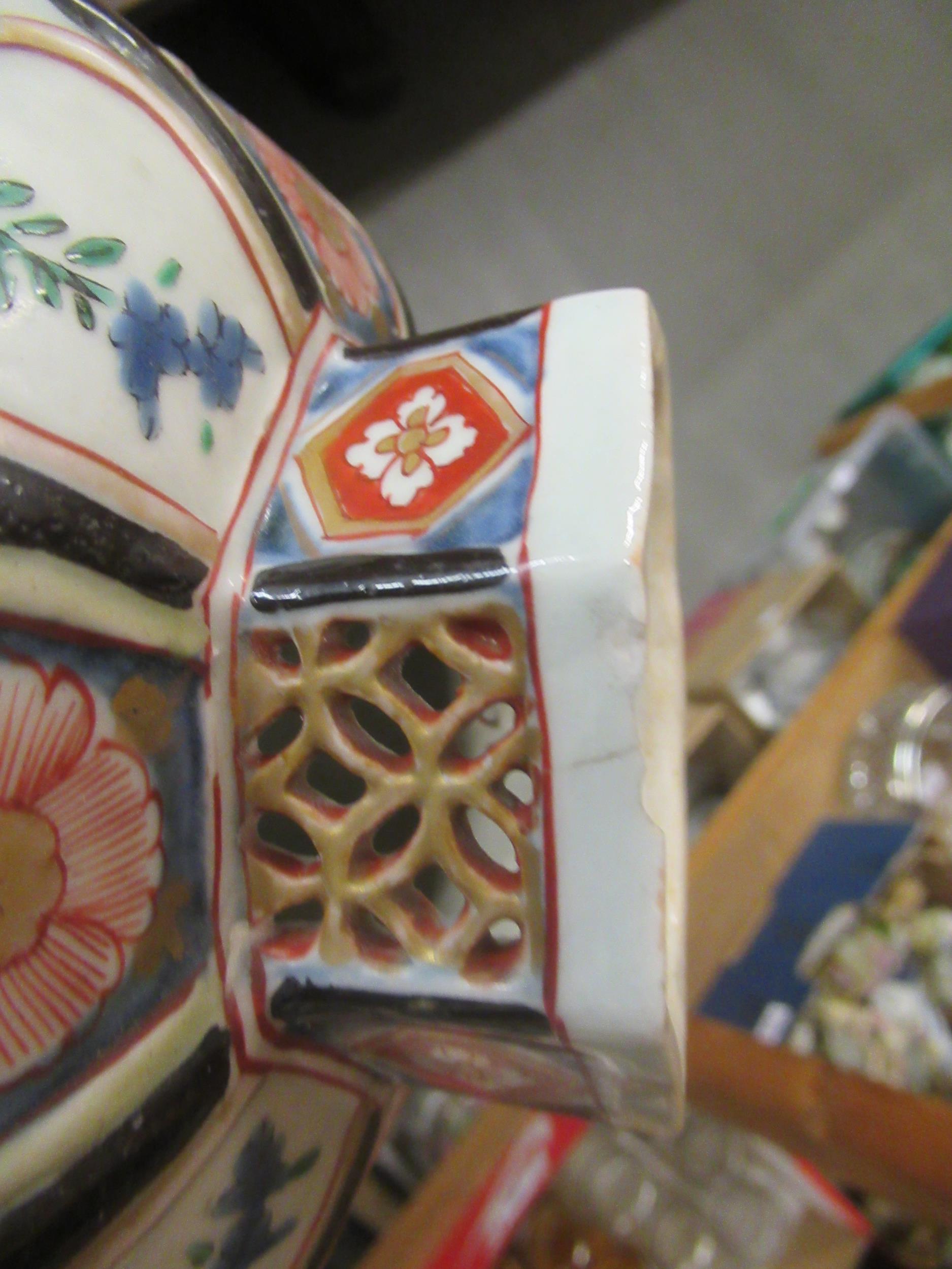 Japanese Imari octagonal baluster form vase, 7.75ins high (at fault), together with two small - Image 15 of 15