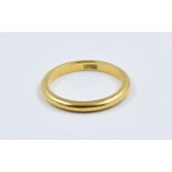 22ct Gold wedding band, size N Weight - 3.6g All over light scratching
