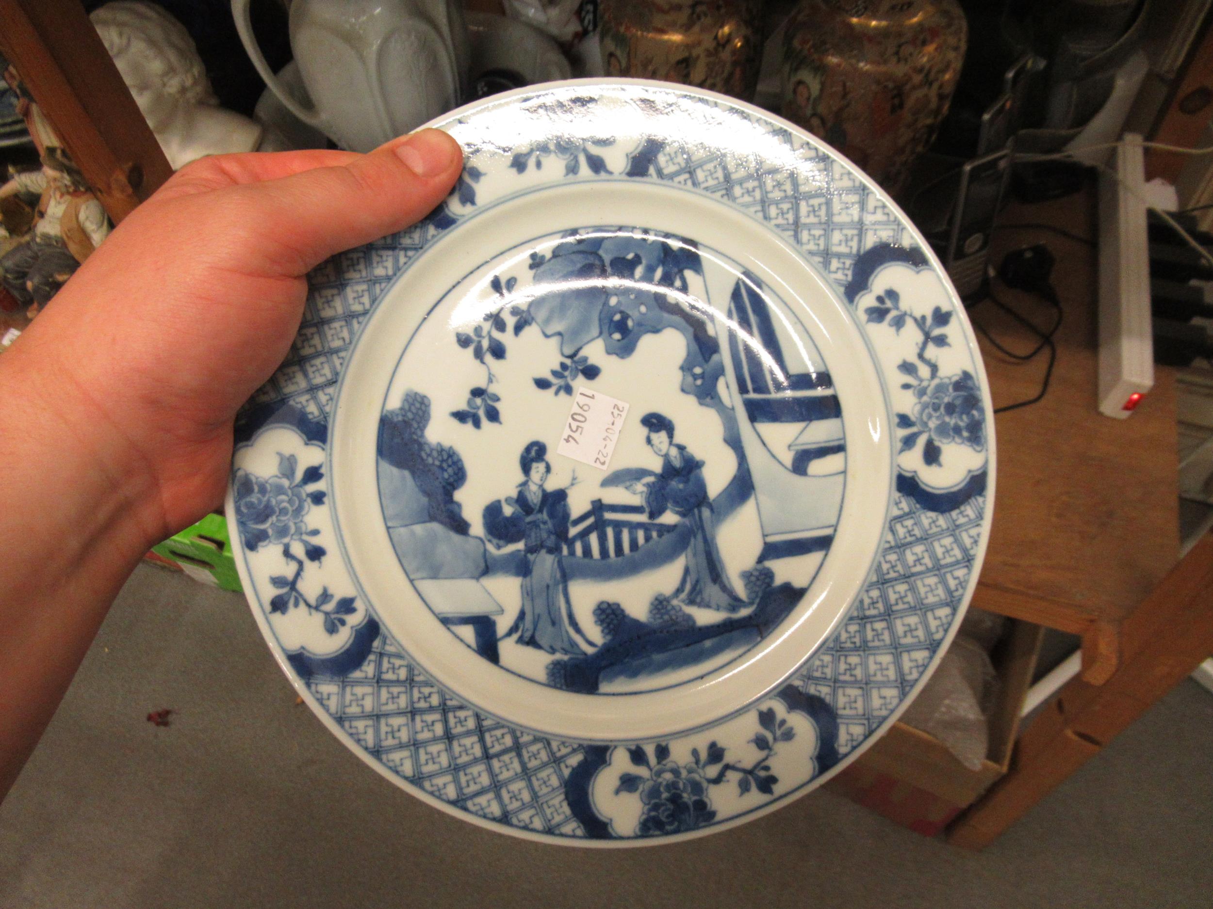 Pair of modern Chinese blue and white plates decorated with figures on a terrace, six character mark - Image 8 of 9