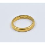 22ct Gold wedding band, size K1/2, 5.5g All over light scratching