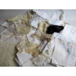 Quantity of miscellaneous table linen and lace etc.