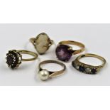 Group of five various 9ct gold dress rings, 15g gross