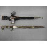 Third Reich style dagger with scabbard, with a horn grip and steel blade, inscribed Weyersberg