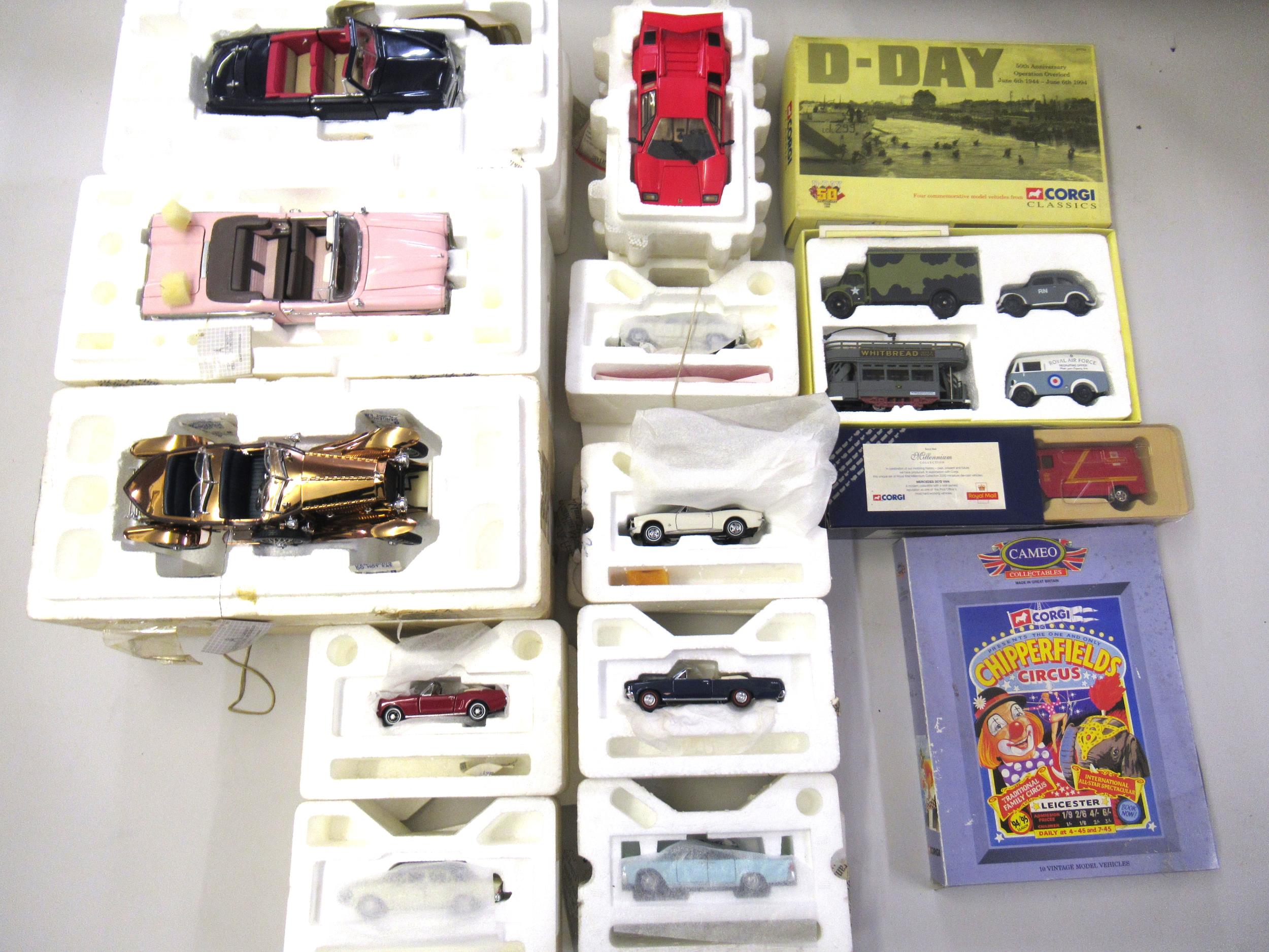 Collection of Franklin Mint and Corgi and other scale model vehicles