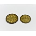 Full Sovereign dated 1915, together with a half Sovereign dated 1913