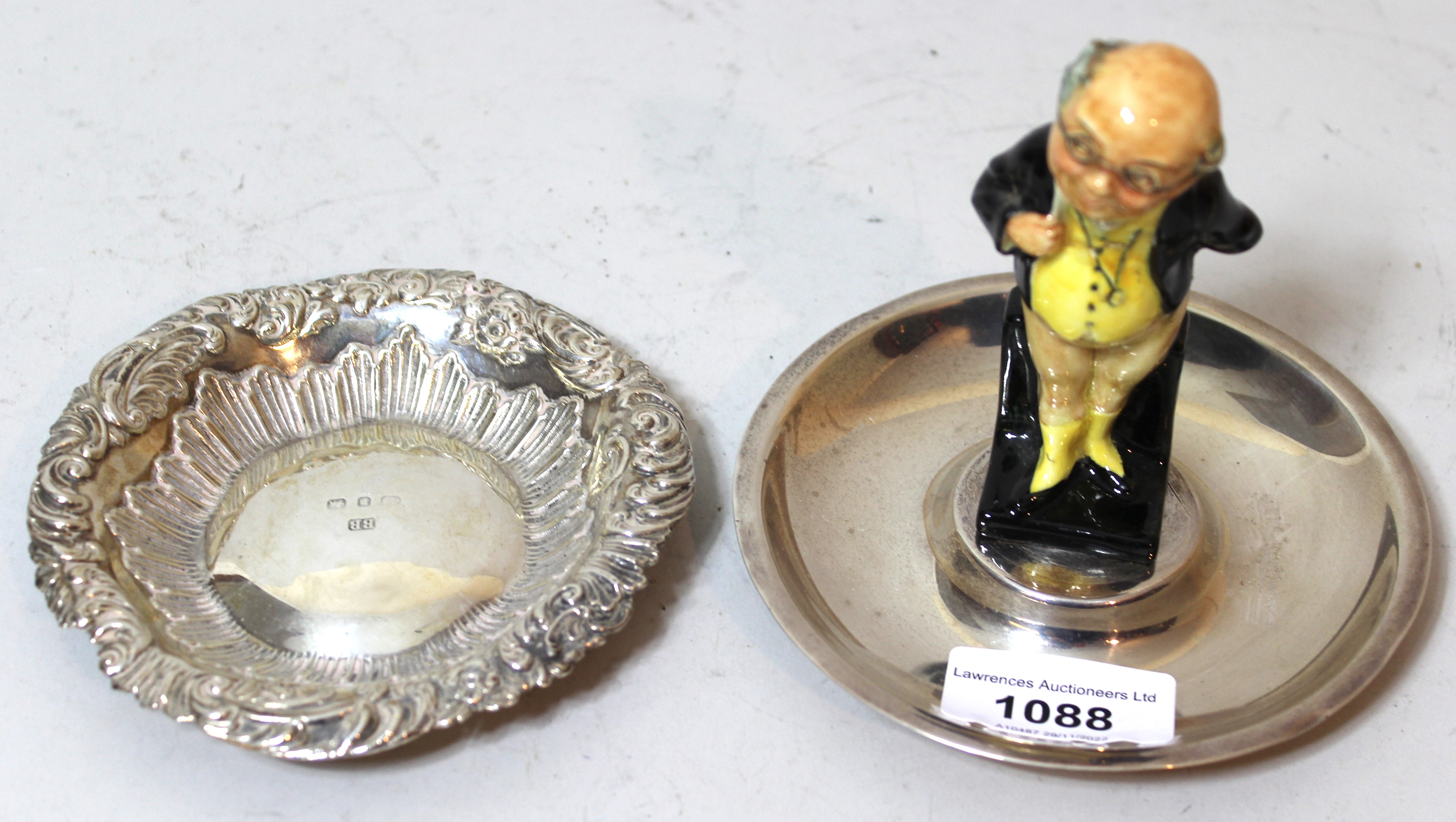 Birmingham silver trinket dish mounted with a Royal Doulton figure of Mr Pickwick, together with