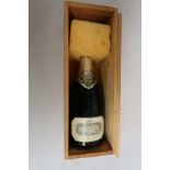 One bottle, Krug champagne Clos Du Mesnil, 1979, in original wooden case