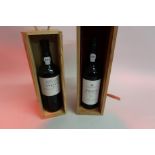 Bottle of Fonseca 1994 late bottled vintage port, in wooden case and another Fortnam & Mason 1992,