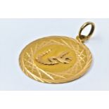 Egyptian circular yellow metal pendant marked 720, 4.8gms