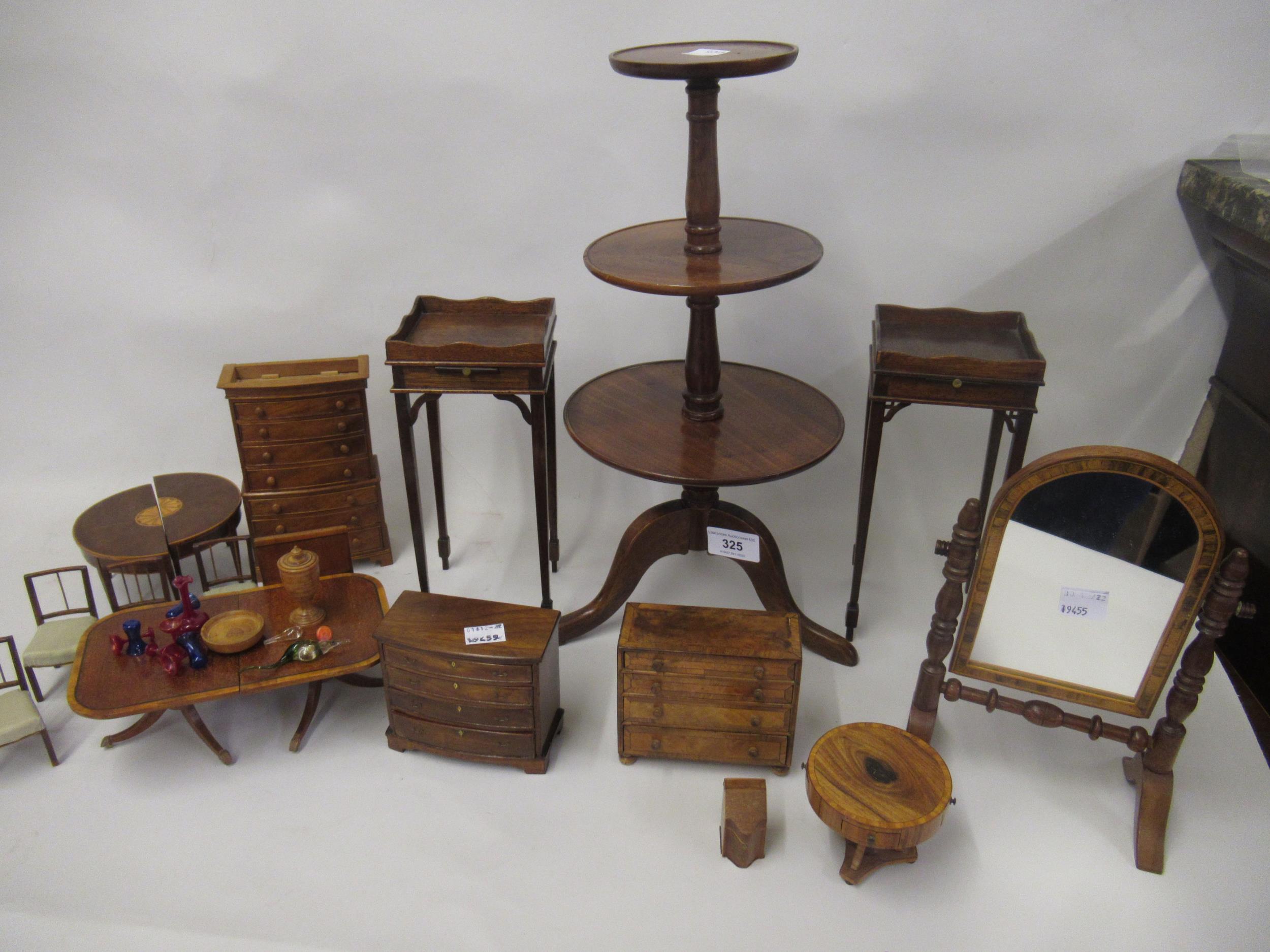 Collection of good quality 20th Century dolls house furniture in Georgian style, comprising: an