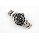 A GENTLEMAN'S STAINLESS STEEL OYSTER PERPETUAL SUBMARINER WRISTWATCH BY ROLEX the signed black