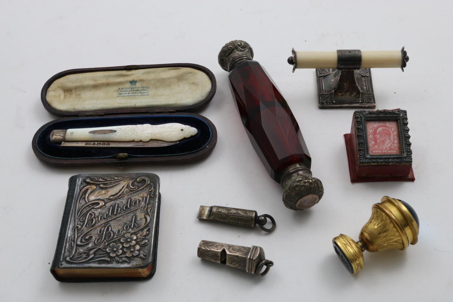 A COLLECTION OF OBJECTS OF VERTU: including a pocket knife, Sheffield 1865, an Edwardian stamp