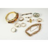 A QUANTITY OF JEWELLERY including a 9ct gold curb link bracelet mounted with turquoise cabochons and