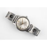 A GENTLEMAN'S STAINLESS STEEL AUTOMATIC WRISTWATCH BY OMEGA the signed circular dial with baton