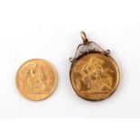 A GOLD SOVEREIGN 1821, in a 9ct gold pendant mount, together with a gold half sovereign 1913