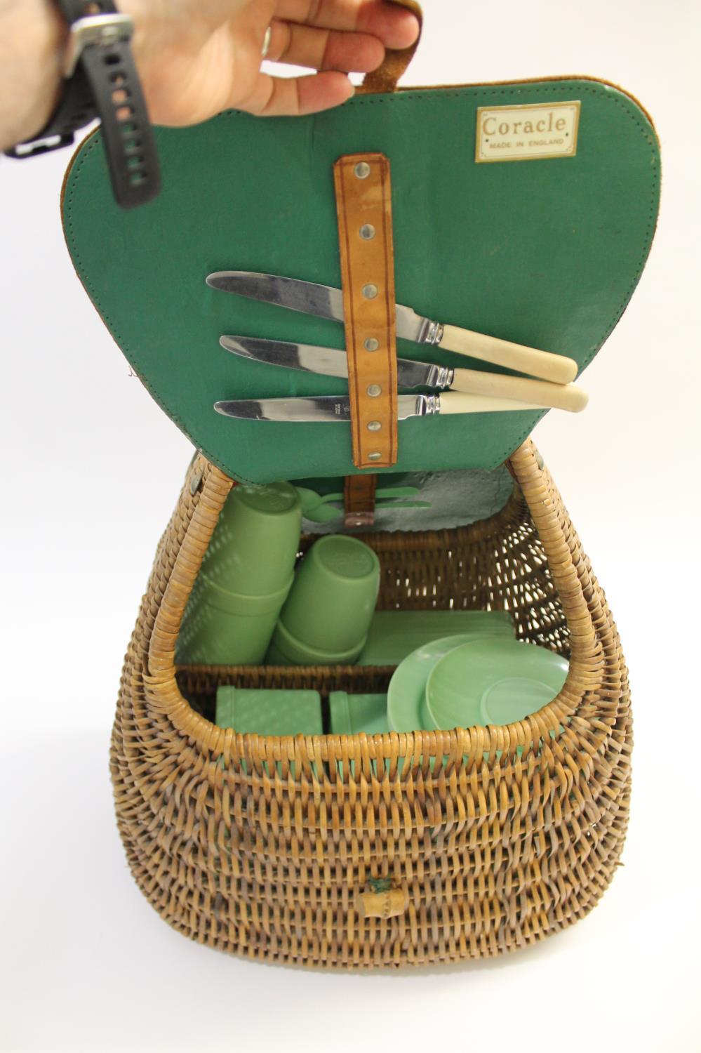 HARRODS 'CORACLE' LEATHER & WICKER HAMPER & PICNIC SET a large wicker hamper with leather flaps on - Image 2 of 4