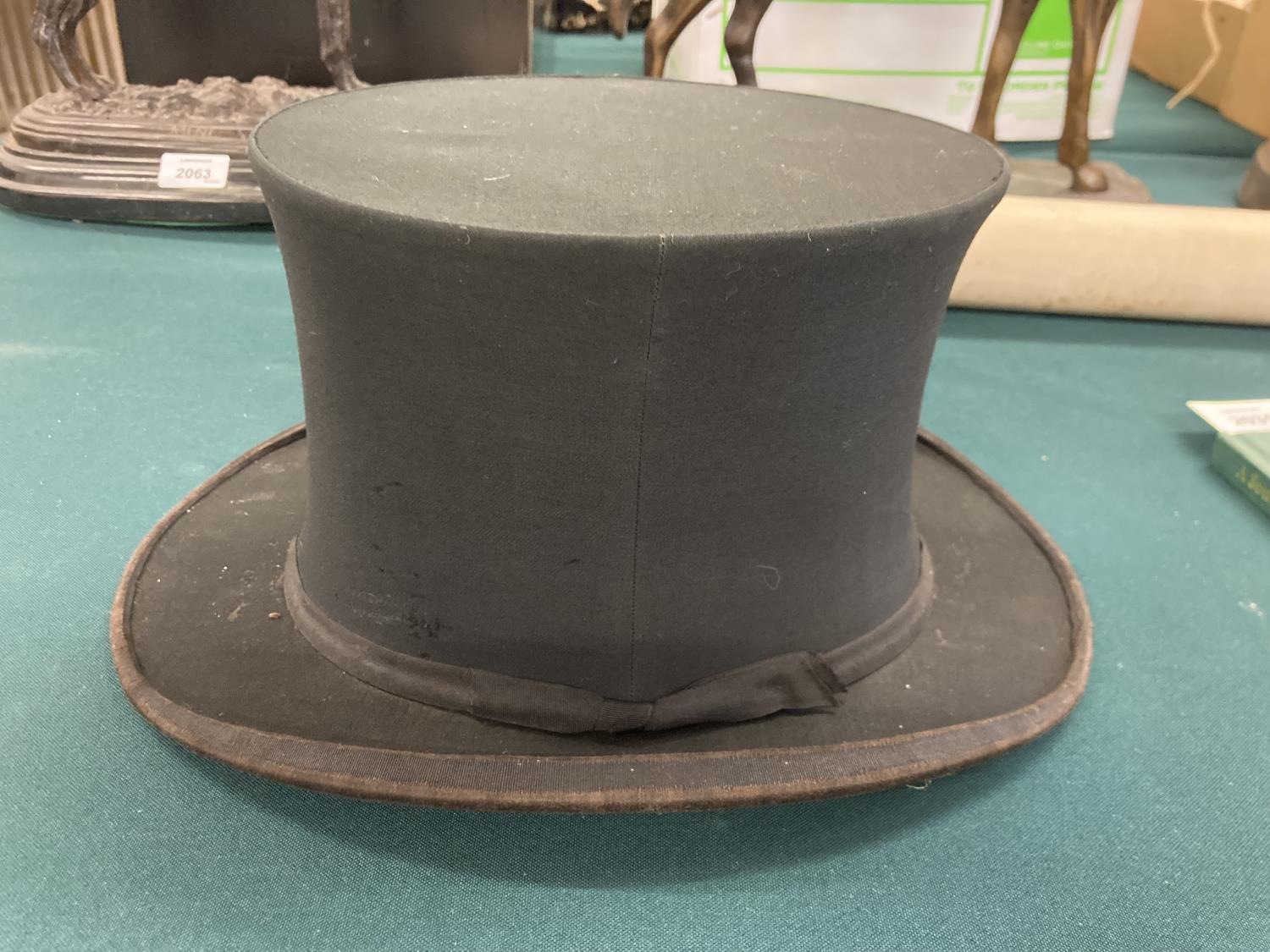 LEATHER HAT BOX & TOP HATS a mixed lot including a leather hat box, marked inside for Dunlap & Co ( - Image 12 of 17
