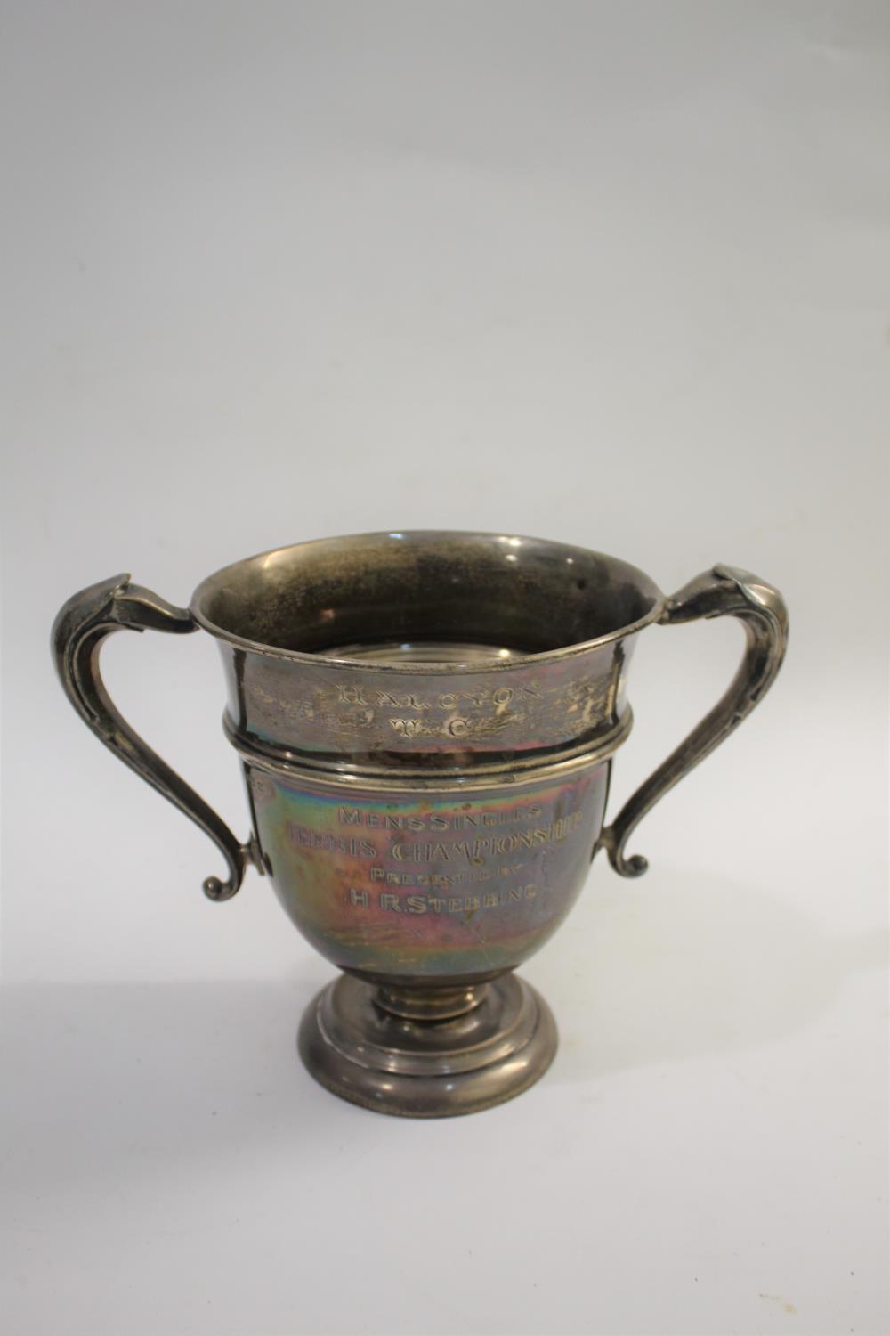 LARGE SILVER TENNIS TROPHY CUP a large two handled silver trophy cup, for the Halcyon T C Mens - Image 2 of 6