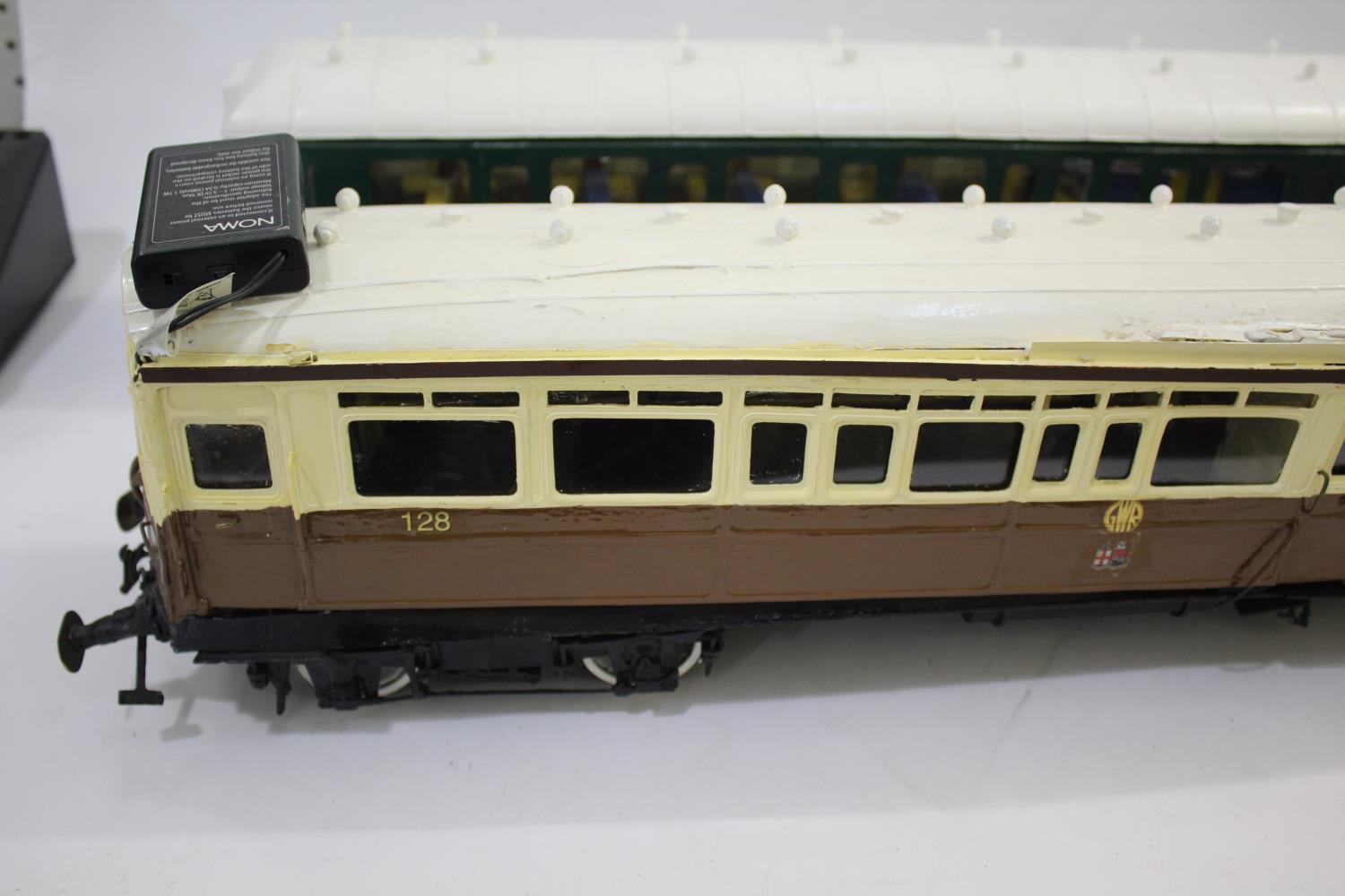 KIT BUILT RAILCAR - GARDEN RAILWAY a large W55028 Diesel Railcar (90cms long), and a kit built GWR - Image 2 of 4