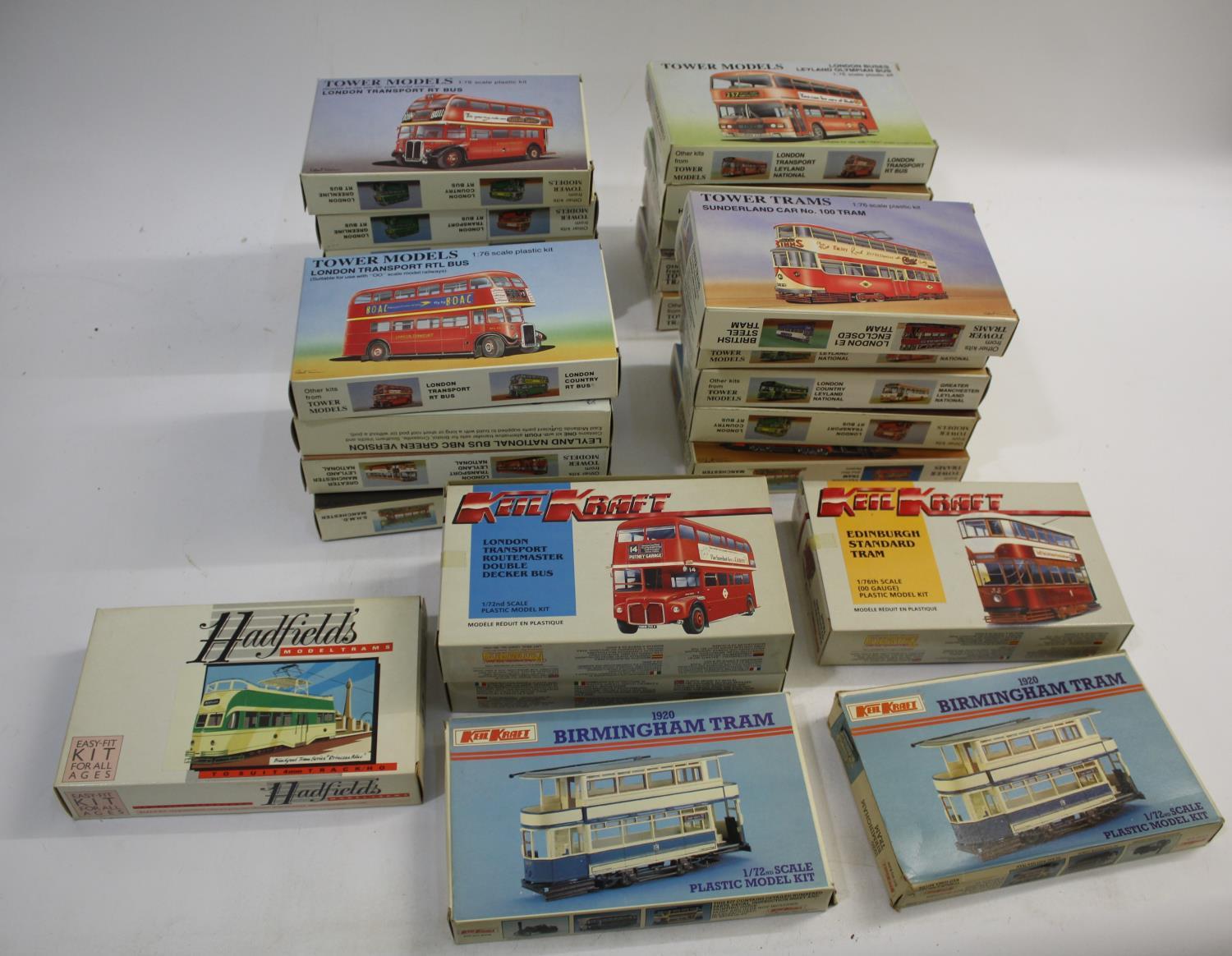 VARIOUS BOXED BUS KITS including 19 boxed Tower Models plastic models, boxed Keil Craft model