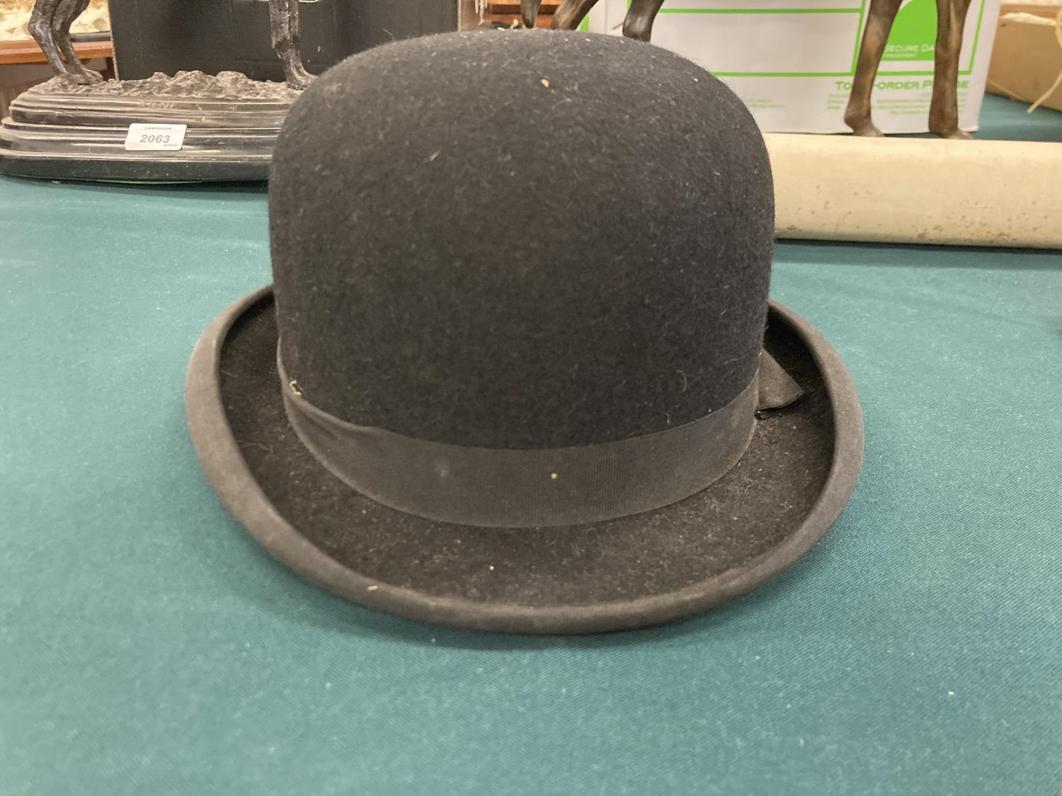TOP HATS & BOWLER HAT including a black Top Hat by Lock & Co with box by the same maker, and a black - Image 10 of 20