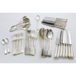 A COLLECTED OR HARLEQUIN PART SERVICE OF FIDDLE PATTERN FLATWARE TO INCLUDE:- 8 tablespoons, 7 table