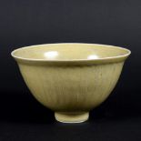 DAVID LEACH (1911-2005) - PORCELAIN BOWL. (d) A porcelain fluted bowl with a pale celadon glaze.