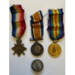 A FIRST WORLD WAR TRIO AND SILVER WAR BADGE TO THE WEST YORKS REGIMENT.