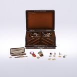 A QUANTITY OF JEWELLERY IN BROWN LEATHER JEWELLERY BOX. including an amethyst and pearl cluster