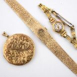 A LADY'S 9CT GOLD WRISTWATCH BY ROTARY. the signed circular dial with baton numerals, on an