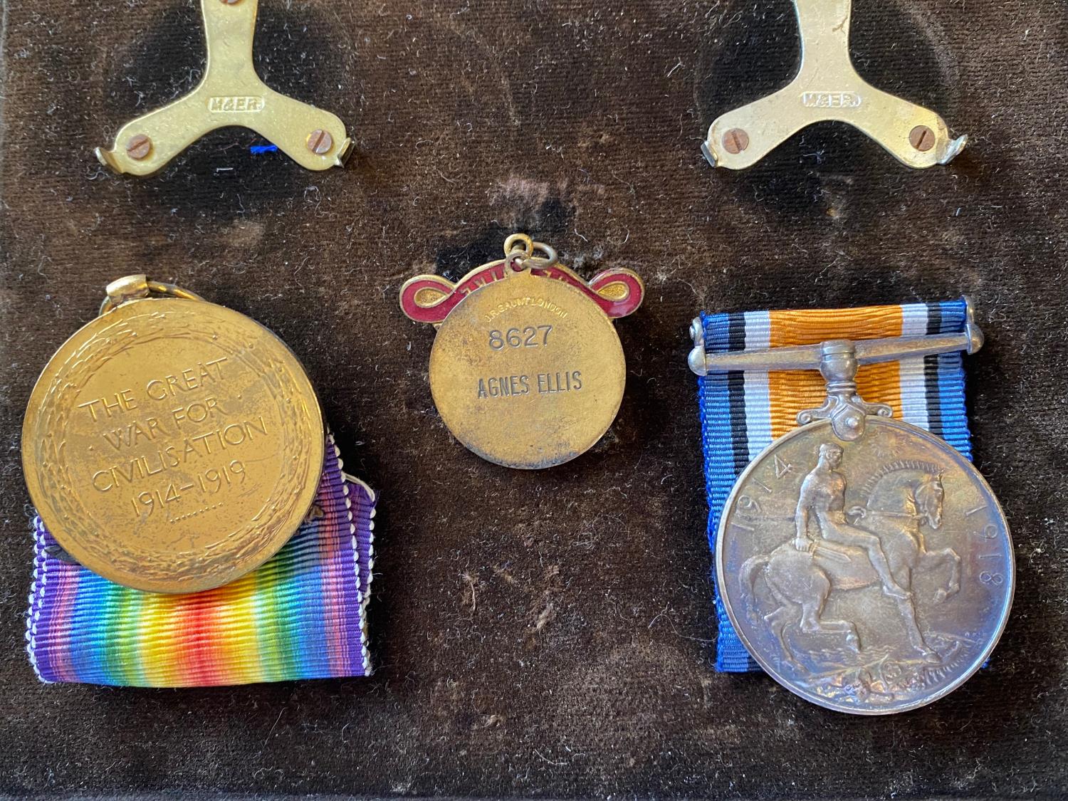 A FIRST WORLD WAR SOMME MILITARY CROSS GROUP OF FOUR TO A NEW ZEALAND OFFICER. WITH A PAIR TO THE NU - Image 12 of 13