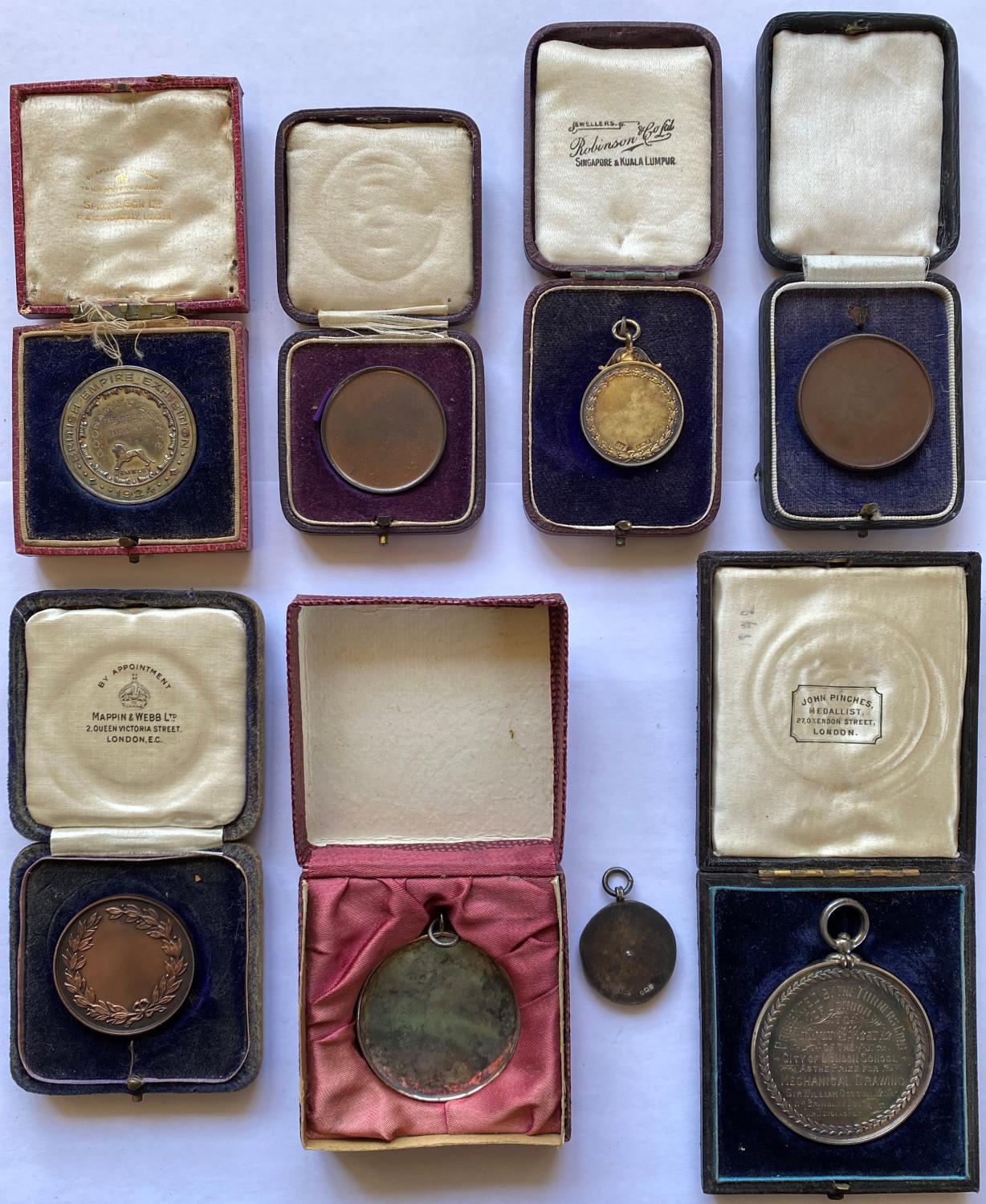 A TURNERS COMPANY PRIZE MEDAL AND OTHER AWARD MEDALS. - Image 2 of 3