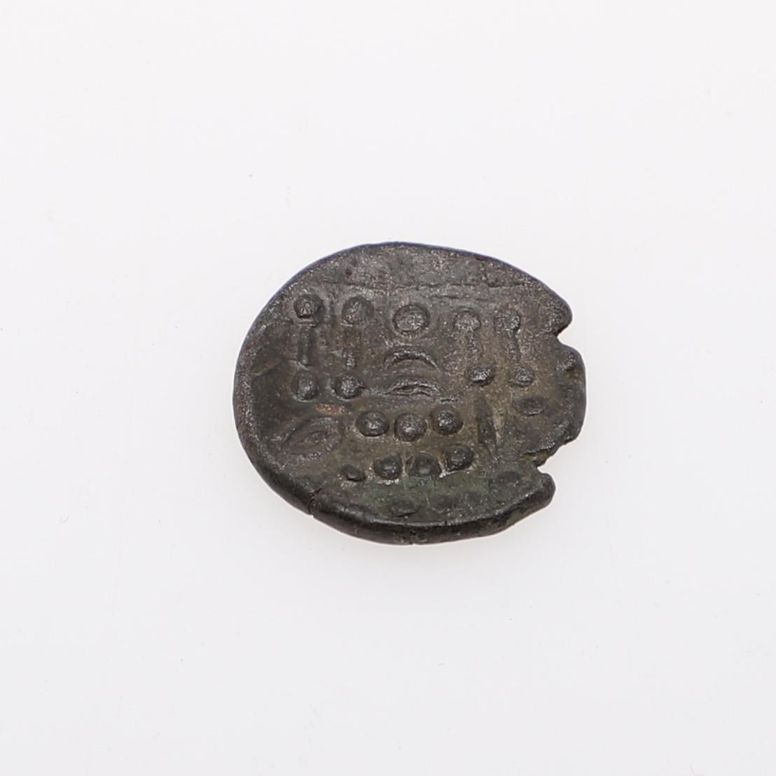 A CELTIC DUROTRIGES STATER (50 BC - 50 AD). - Image 2 of 3