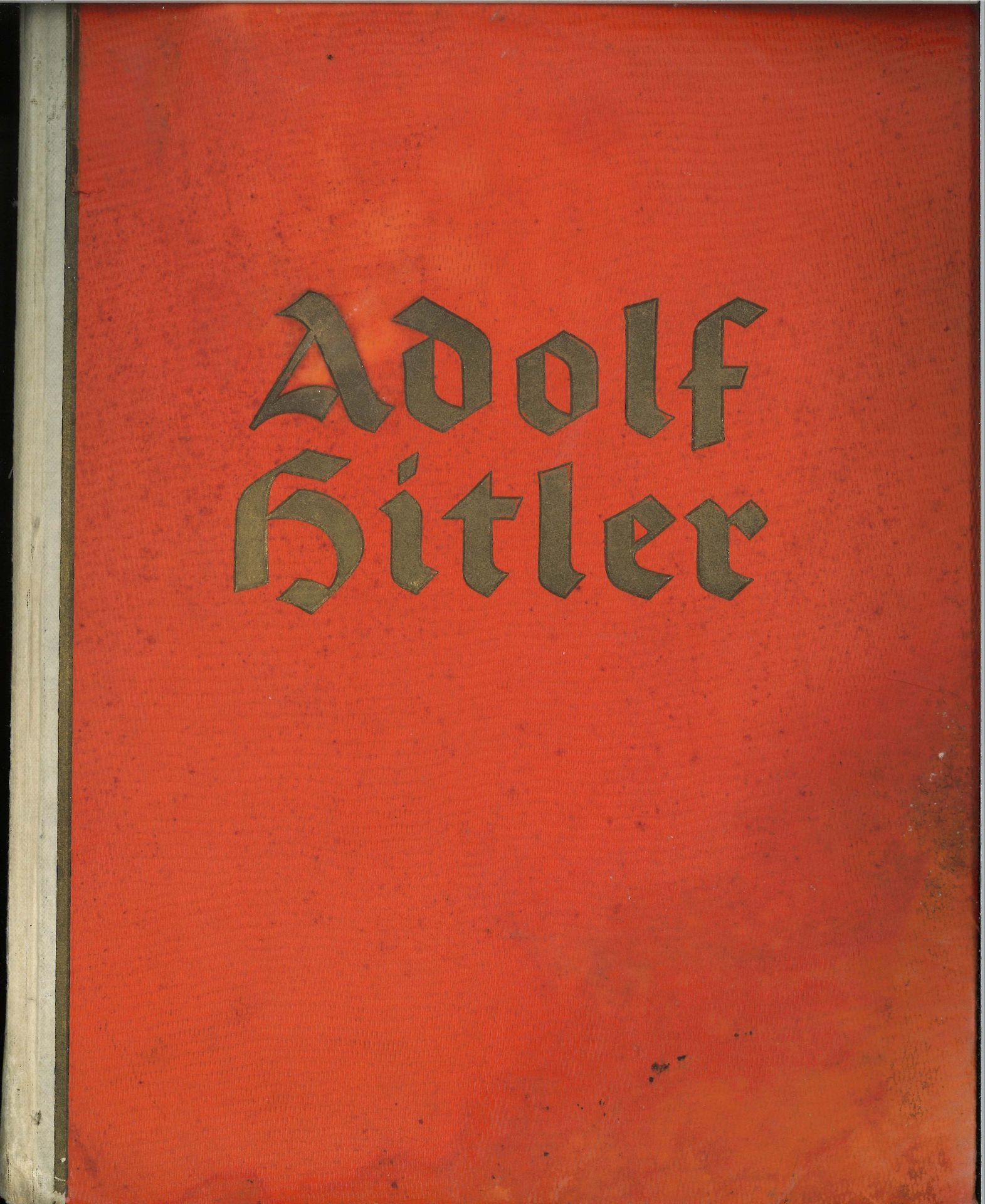 Sammelbilderalbum Adolf Hitler, komplett mit allen Bildern. Außenband stark wasserfleckig. Bilder