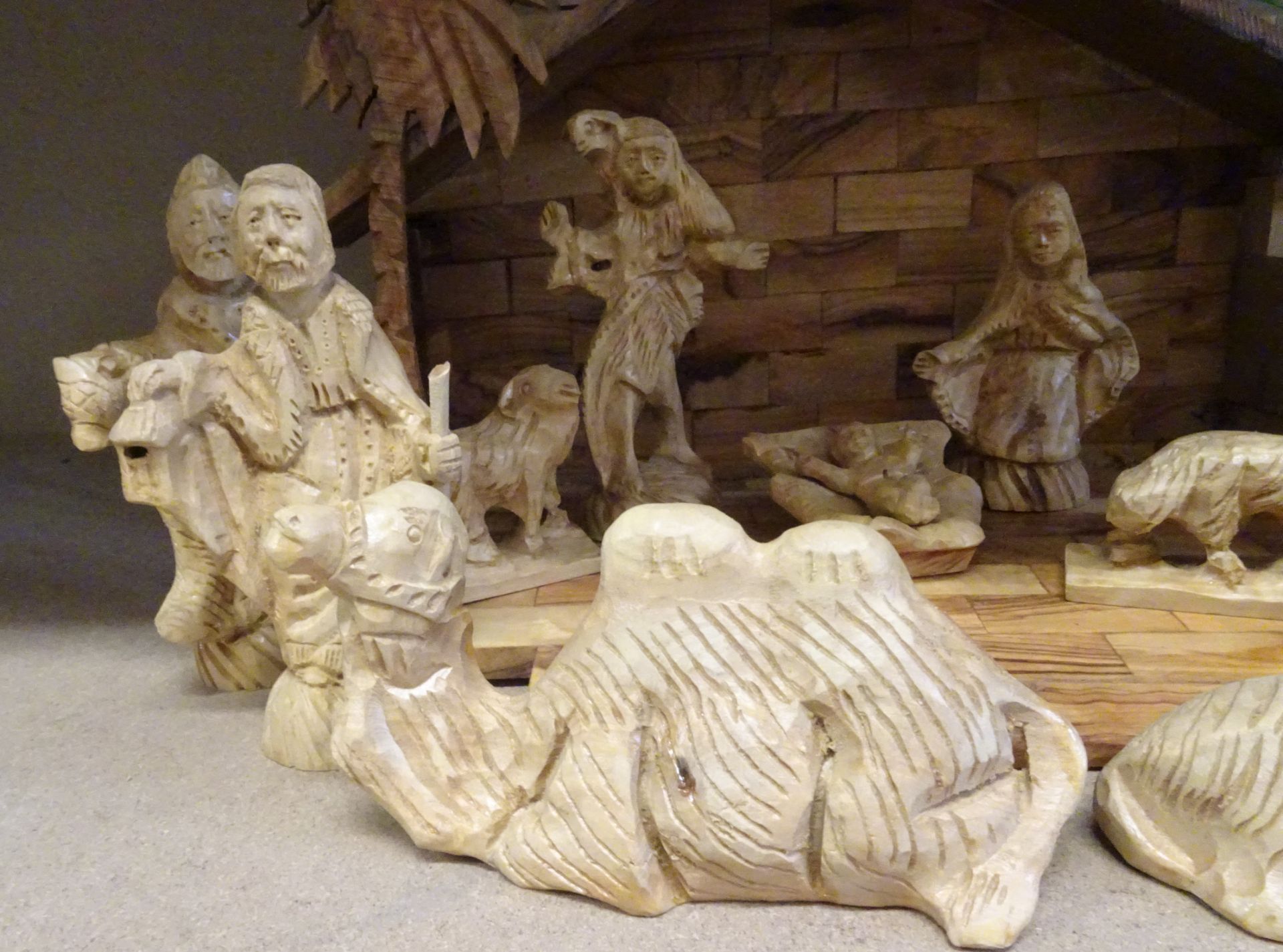 Nativity Krippe aus Olivenholz, handgeschnitzt. Komplett. - Image 5 of 6