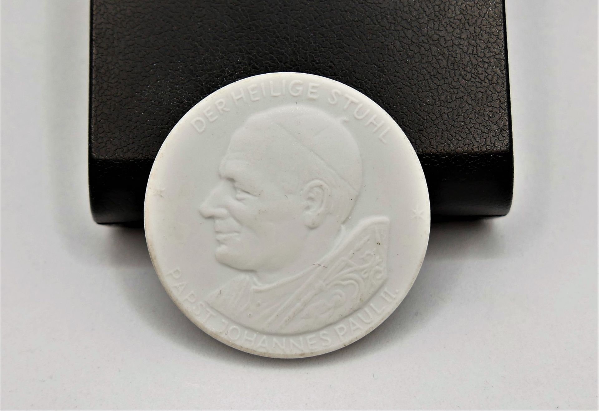 1 Stadtsiegel, Siegel von König Friedrich III. sowie eine Meissen Porzellan Medaille Papst - Bild 2 aus 3
